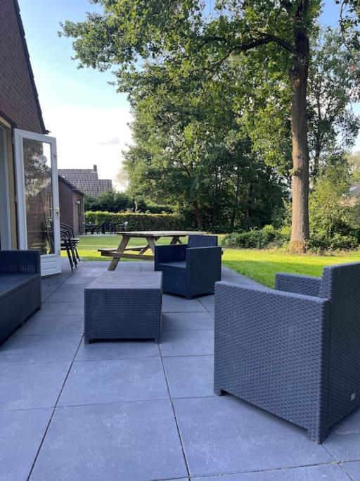 Sfeervol Vrijstaand Huisje 6 Persoons Ruime Tuin, Centraal Bij Nijmegen Ewijk Extérieur photo